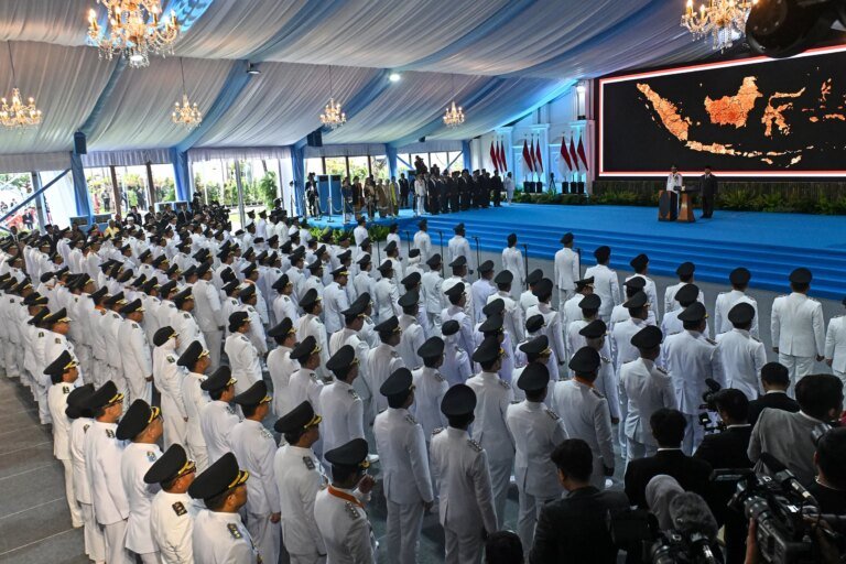 antarafoto pelantikan kepala daerah terpilih pilkada serentak 1740029557 3782972537