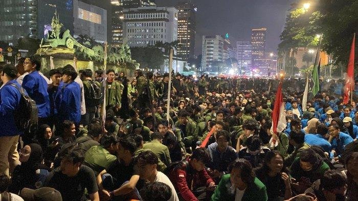 Demo mahasiswa kjd