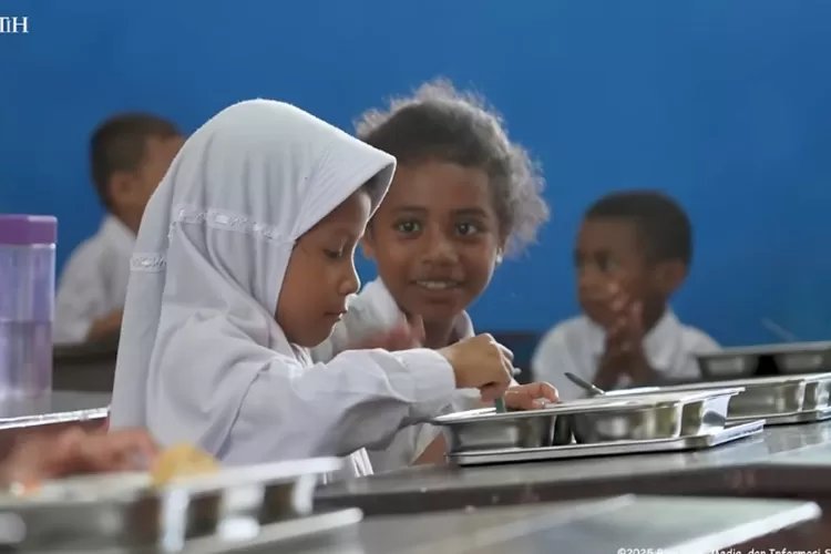 Program Makan Bergizi Gratis di Sekolah Papua 3725250568