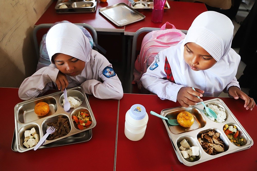 pemerintah fokus jalankan program makan bergizi gratis di papua ini tantangannya 04022025 010622