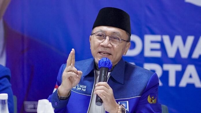 Ketua-Umum-Partai-Amanat-Nasional-PAN-Zulkifli-Hasan-696x392
