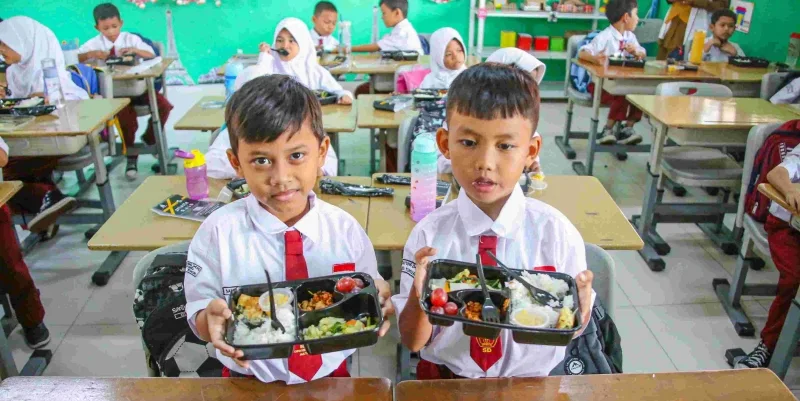Menimbang-Risiko-Penggunaan-Dana-ZIS-untuk-Program-MBG