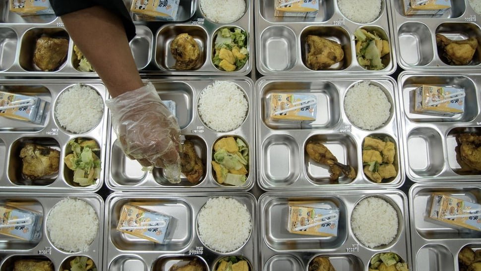 antarafoto-dapur-makan-bergizi-gratis-di-bandung-1736146974_ratio-16x9