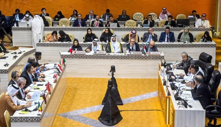 puic-ke-19-mulai-bersidang-di-dpr-800-2025-05-13-115406_0-768x442