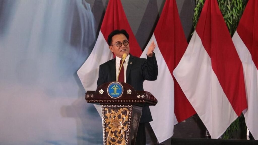 wisuda-625-lulusan-poltekip-poltekim-2_169