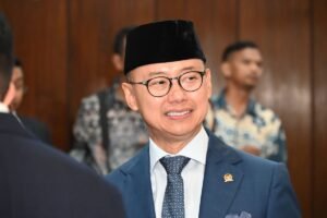 Ketua-MPR-Eddy-Soeparno-300x200