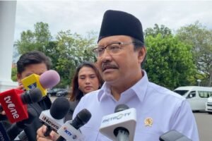 Menteri-Sosial-Saifullah-Yusuf-sekolah-rakyat-300x200