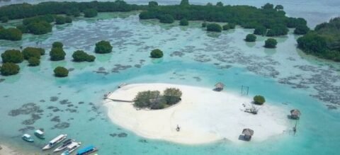 Objek-Wisata-Pantai-Pasir-Perawan-Pulau-Pari-via-Drone-480x219