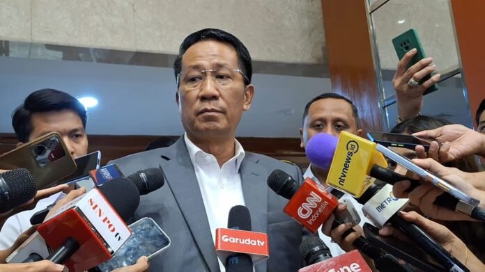 Menteri-Hukum-dan-HAM-Supratman-Andi-Agtas-uu-tni-696x391