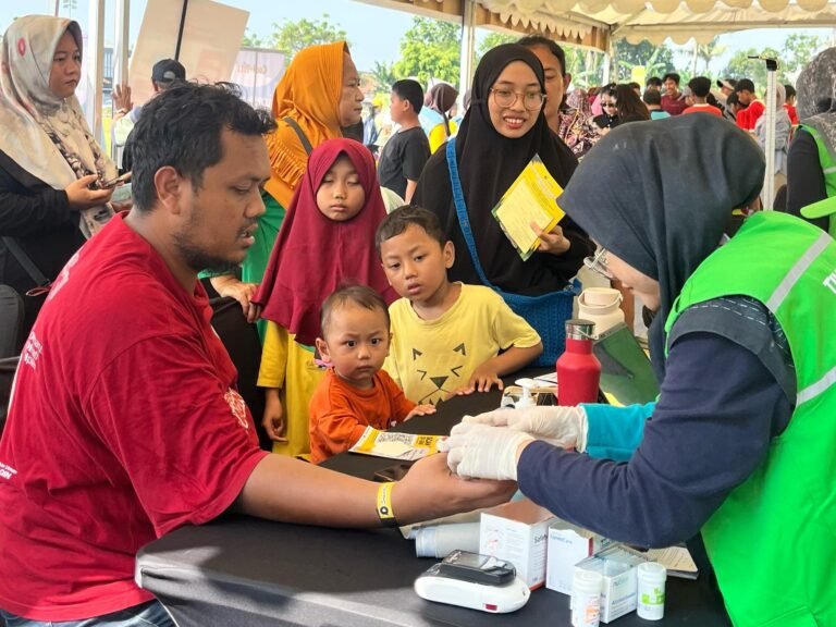 TKEBiu9hm52EHunAI21Cx478fOzq6O