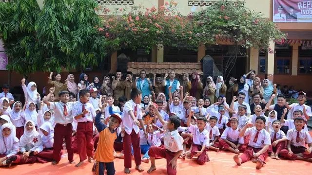 124141.040-makan-siang-bergizi-jadi-andalan-prabowo-sanggup-ciptakan-generasi-emas-indonesia-1