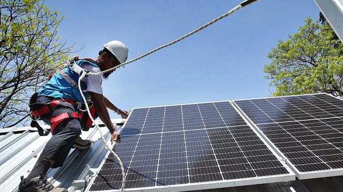 PLTS-SUPERSUN_Pulau-Samalona-Makassar_06