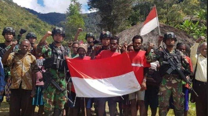 anggota-kkb-opm-di-papua-menyerahkan-diri-ke-tni