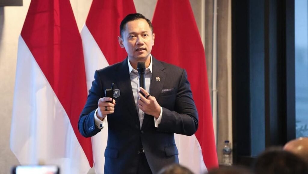 menteri-koordinator-bidang-infrastruktur-dan-pembangunan-kewilayahan-agus-harimurti-yudhoyono-ahy-1761233934252_169-1024x577