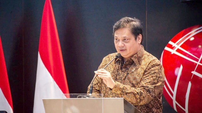 menteri-koordinator-bidang-perekonomian-indonesia-airlangga-hartarto-02012022
