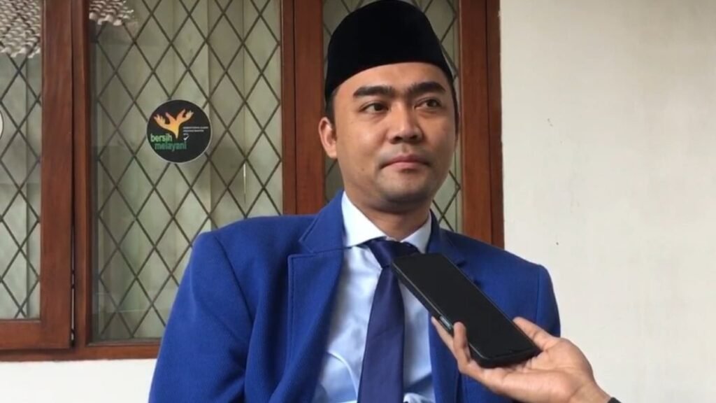 6871faf1c6803-staf-khusus-menteri-agama-ri-gugun-gumilar_banten