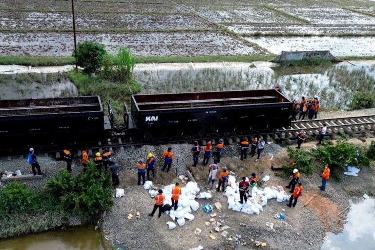 A72CC683-5273-48C7-9A73-92A37A0F9A03