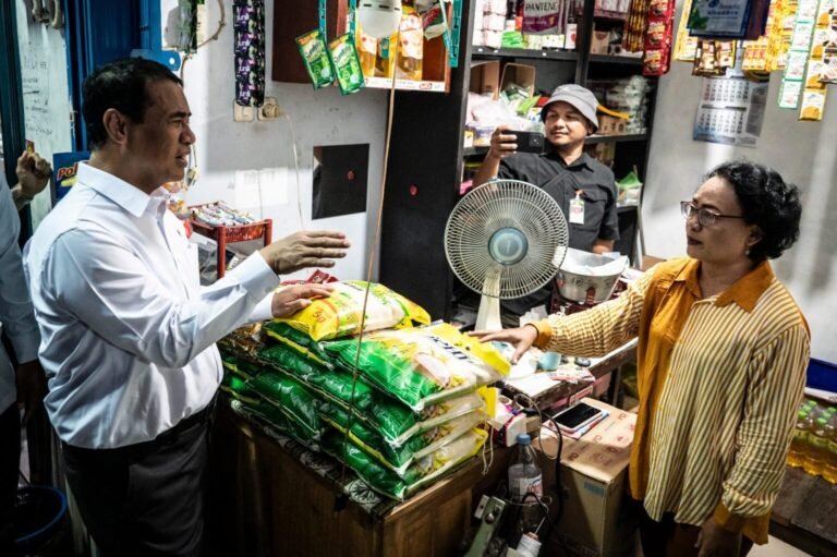 Menteri-Pertanian-Andi-Amran-Sulaiman-stok-sembako-jelang-nataru-2-1536x1021