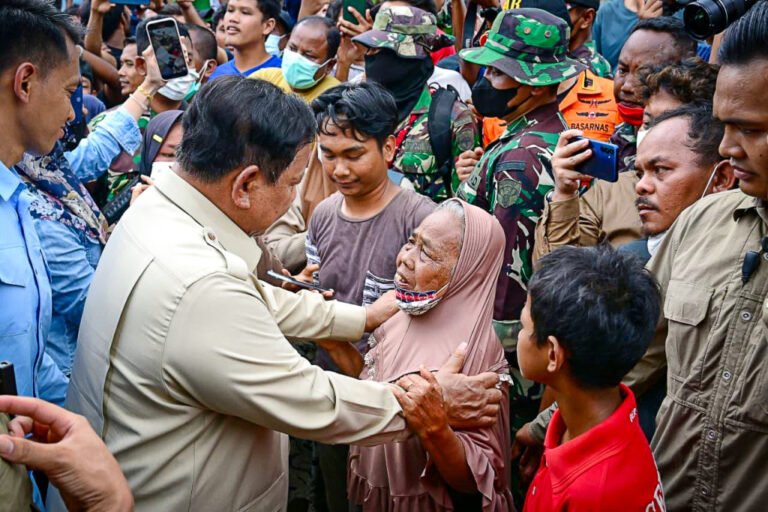 prabowo-tegaskan-komitmen-pemerintah-percepat-pemulihan-aceh-tamiang_3xgSC8SMnV