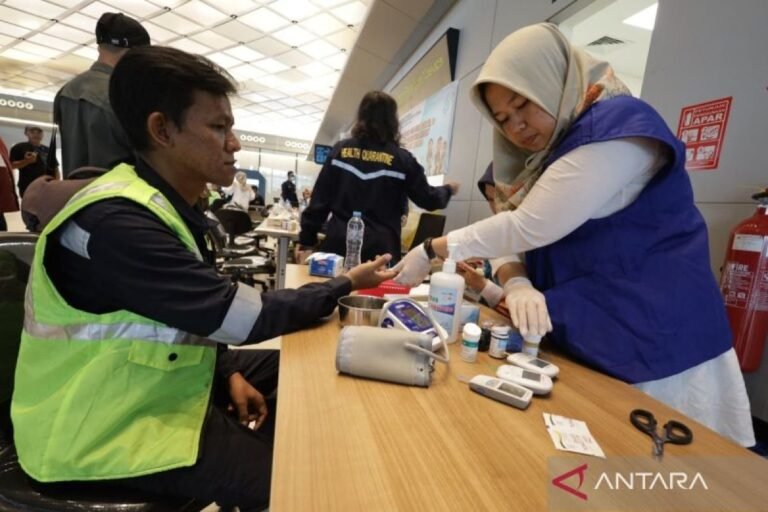 sosialisasi-pemanfaatan-aplikasi-satu-sehat-di-bandara-2664821