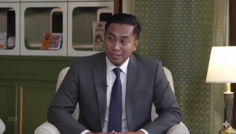 Direktur-Eksekutif-Indonesia-Political-Review-Iwan-Setiawan-banjir-aceh-sumatera