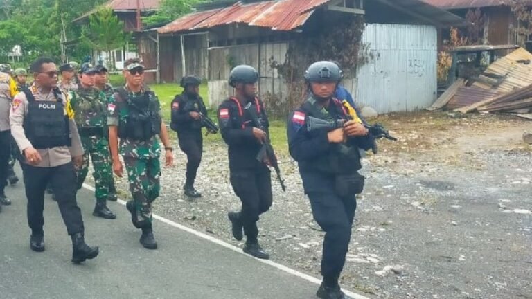 220202.974-fakta-unik-papua-pegunungan-pangdam-xviicenderawasih-ajak-warga-jaga-keamanan-yalimo-pasca-kerusuhan-1