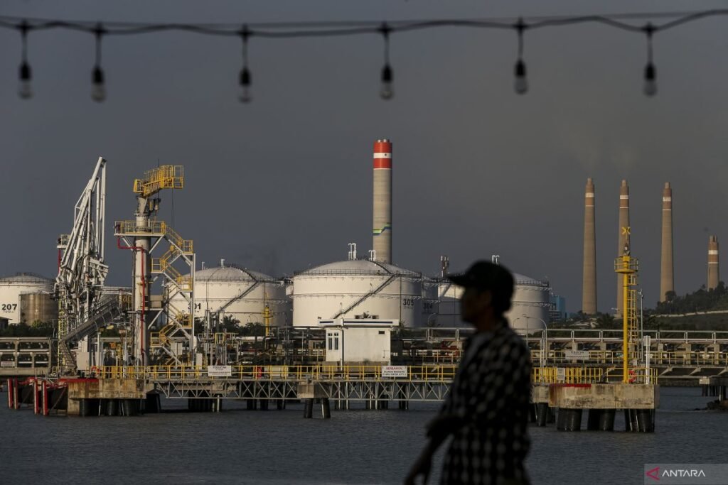 Realisasi-investasi-Indonesia-tumbuh-positif-02012025-ab-7