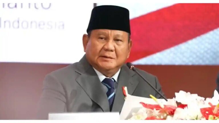 Prabowo-Saat-Beri-Sambutan-di-Business-Summit-Washington