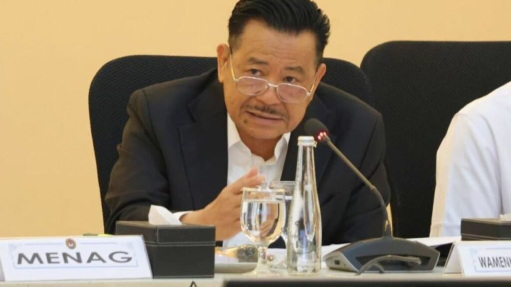 6875eb003dc80-wakil-menteri-koordinator-hukum-ham-imigrasi-dan-pemasyarakatan-otto-hasibuan_1265_711