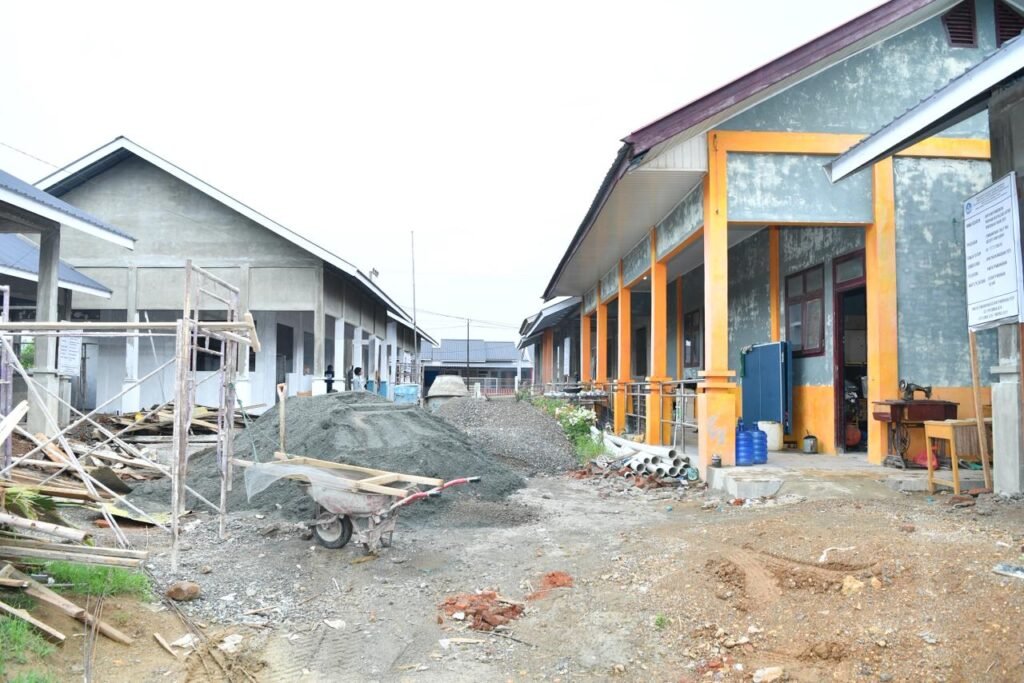 revitaliasi-sekolah-20-nov1