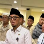 022686100_1779580896-Wamenhaj__Dahnil_Anzar_Simanjuntak__usai_memberikan_tausiyah_di_salah_satu_hotel_jemaah_di_Makkah__22_Mei_2026.__dok._Media_Center_Haji_2026