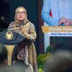 038561700_1761451498-Wakil_Menteri_Koperasi__Wamenkop__Farida_Farichah-1