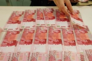 Managing-Volatility-Strategi-Menjaga-Stabilitas-Rupiah-di-Tengah-Tekanan-Global-300x200