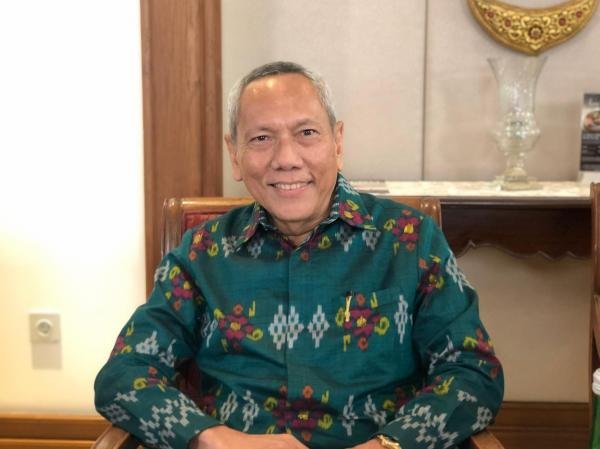 prof_tjandra_yoga