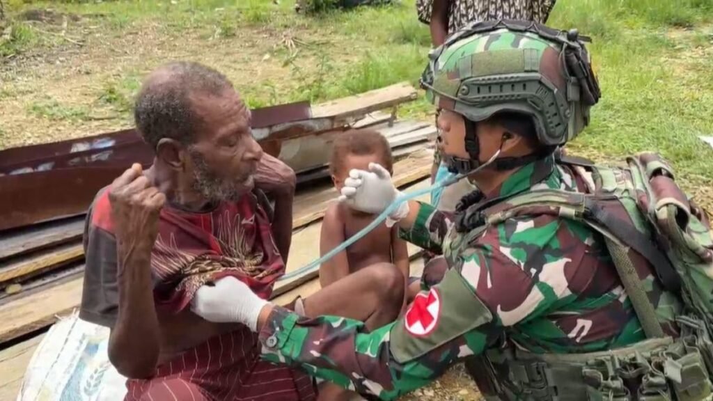 6a0095f2dbaed-koops-tni-habema-membuka-layanan-kesehatan-di-sejumlah-wilayah-terpencil-papua-tengah_1265_711