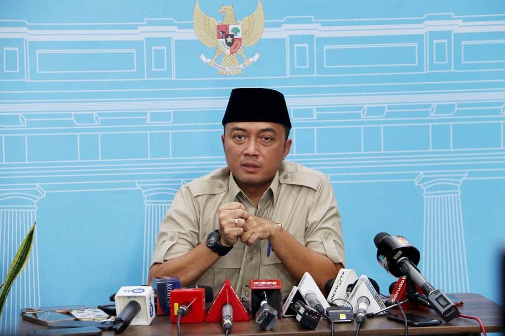 mensesneg-prasetyo-hadi-tanggapi-isu-politik-terkini1-19092025-175354