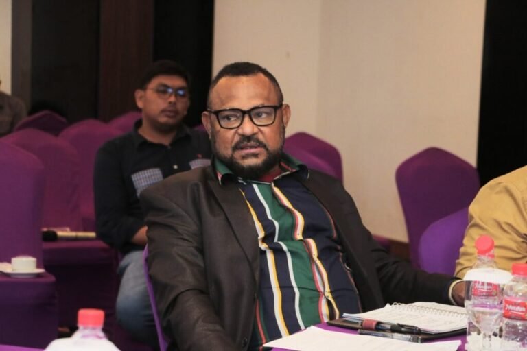 Masyarakat-Dukung-Komitmen-Presiden-Prabowo-Bangun-Papua-1024x682
