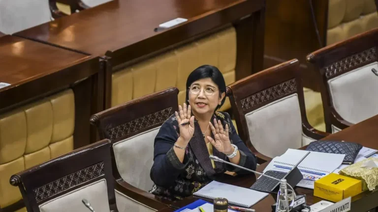penetapan-destry-damayanti-sebagai-pjs-gubernur-bi-diputuskan-melalui-rapat-dewan-gubernur-pada-minggu-267-sesuai-pasal-50-ayat-2-undang-undang-bank-indonesia-antara-SeO27