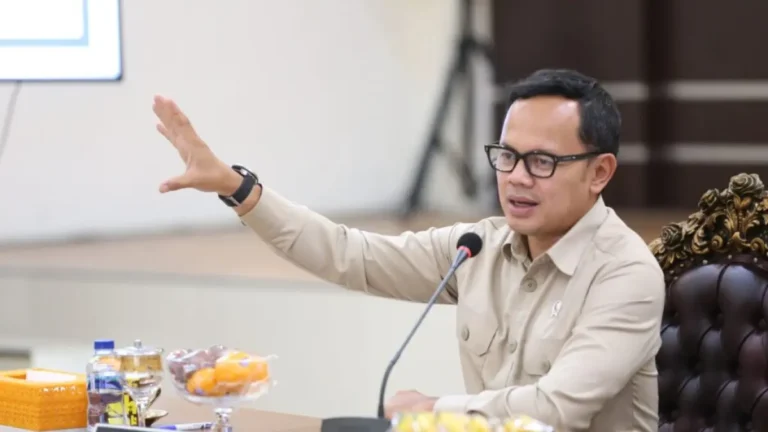 wakil-menteri-dalam-negeri-wamendagri-bima-arya-sugiarto-ist-lZJVl