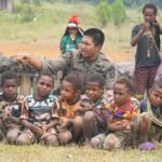 kehadiran-tni-polri-di-papua-untuk-beri-rasa-aman-warga-dari-kkb_6050642e5ed36