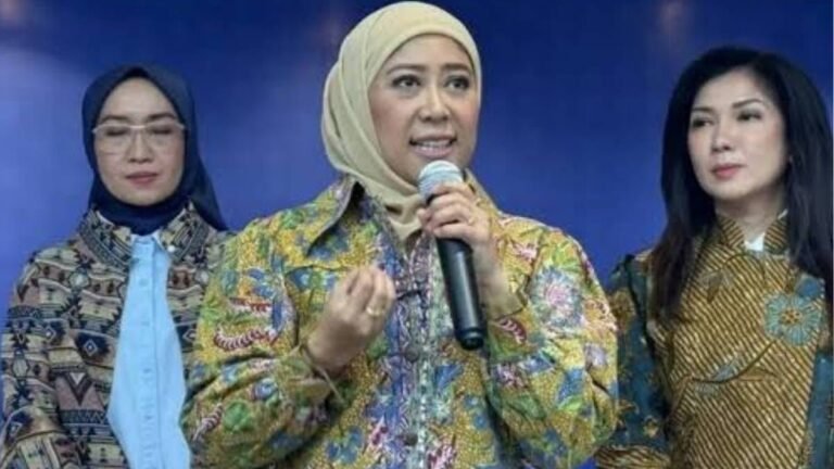 menkomdigi-ingatkan-lonjakan-hoaks-jelang-hut-ke-81-ri-masyarakat-diminta-lebih-waspada