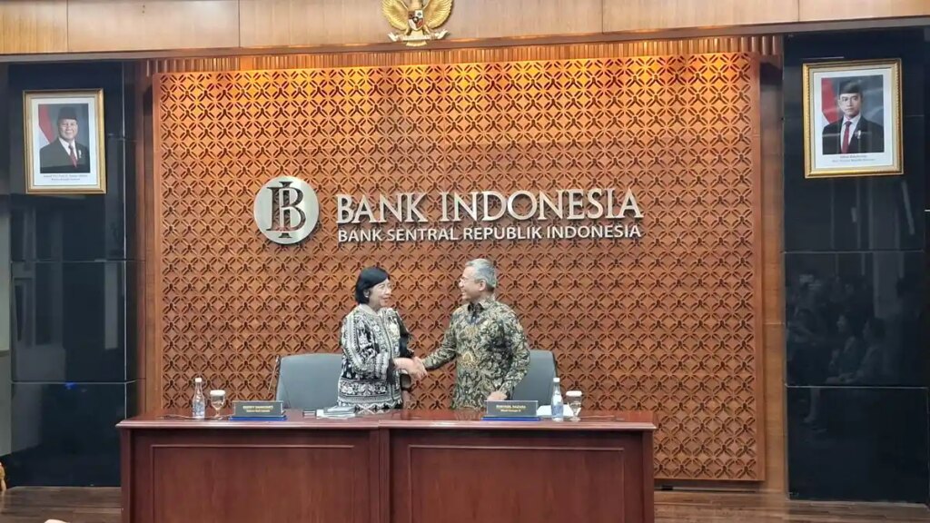 Menteri-Keuangan-Suahasil-Nazara-dan-Gubernur-Bank-Indonesia-Destry-Damayanti-kolab
