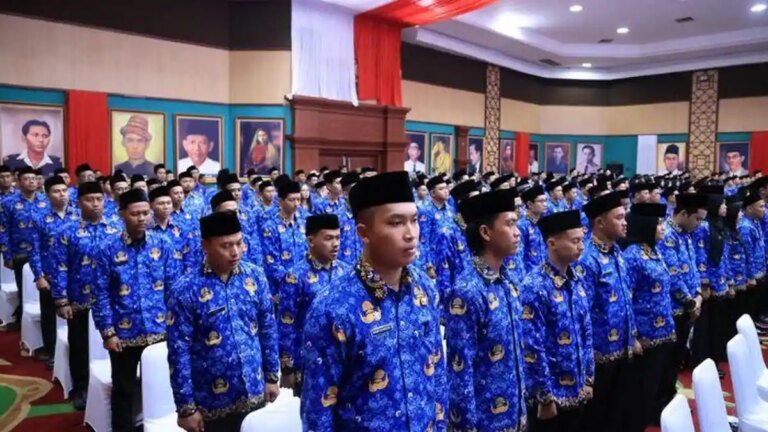 Bupati-Bogor-Lantik-PPPK-Penuh-Waktu-Tahap-II-Paruh-Waktu-Masih-Diproses