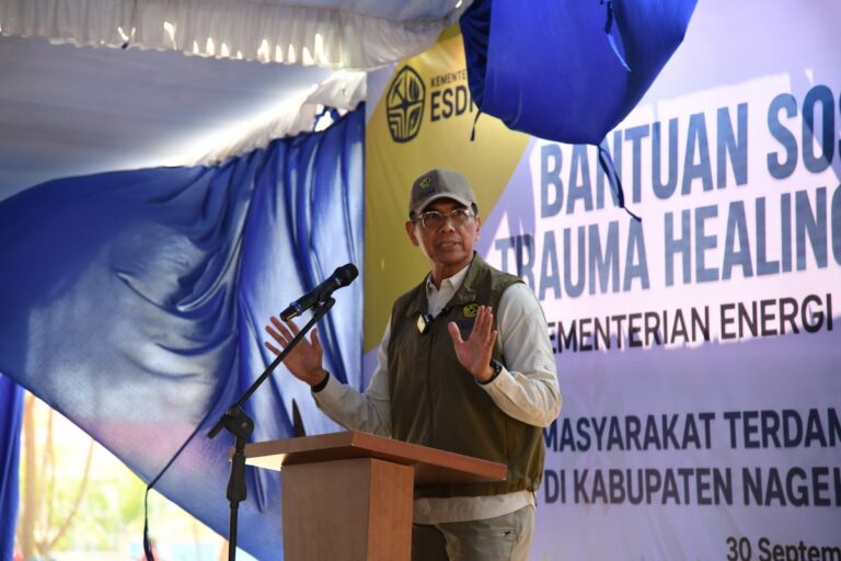 arsip-berita-kementerian-esdm-dorong-tata-ruang-nagekeo-berbasis-mitigasi-bencana-qkwzg1u