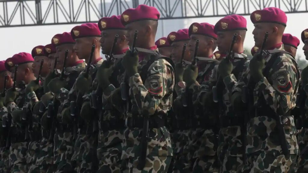 upacara-peringatan-hut-tni-ke-78_20231005_131611